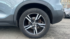 Volvo Xc40 2.0 B4P R DESIGN 5dr Auto Petrol Estate